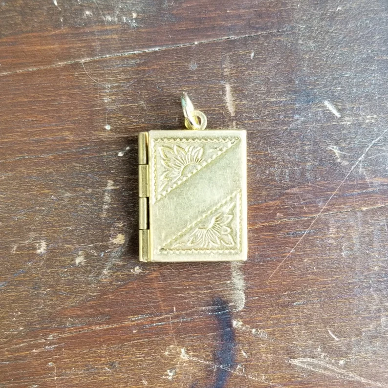 vintage-brass-locket